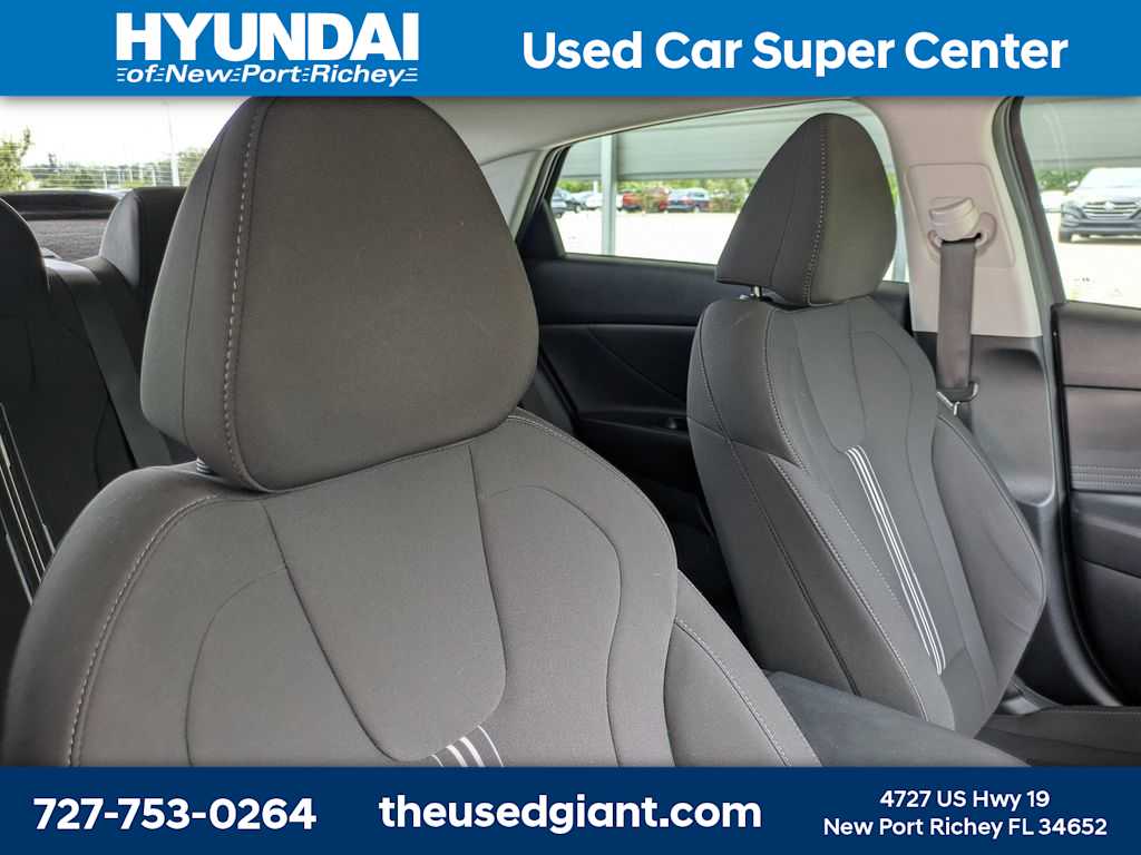 Thumbnail: 2023 Hyundai Elantra - 5