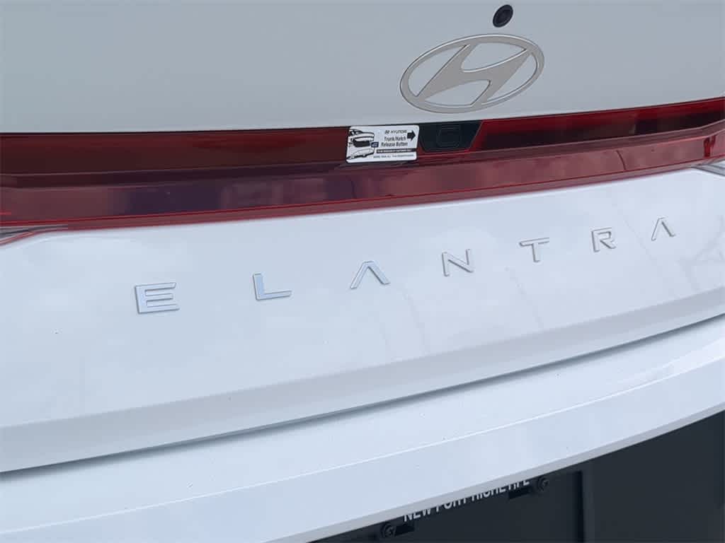 Thumbnail: 2026 Hyundai Elantra - 12