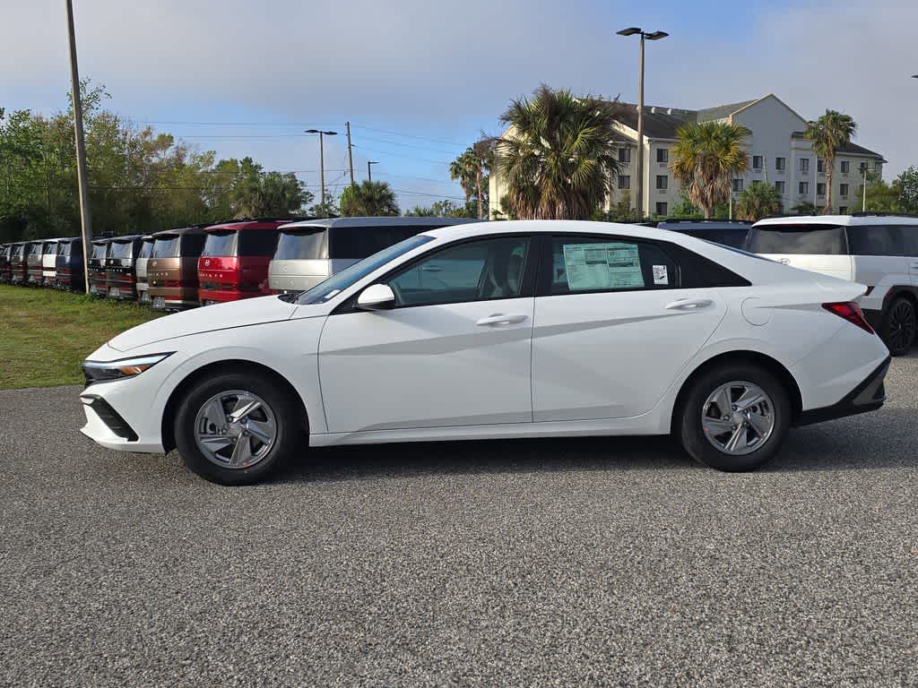 Thumbnail: 2026 Hyundai Elantra - 3