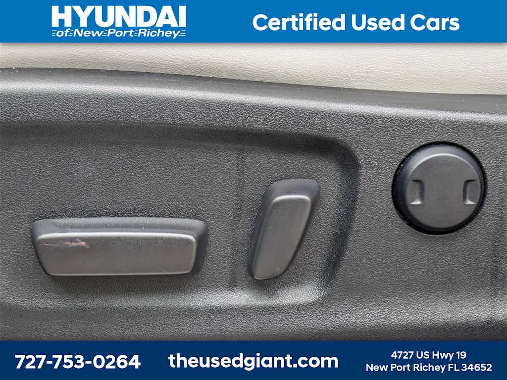 Thumbnail: 2021 Lexus RX - 23