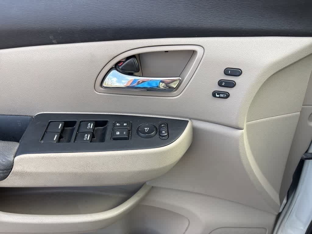 Thumbnail: 2016 Honda Odyssey - 12