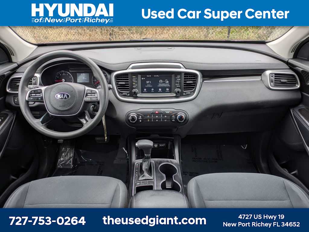 Thumbnail: 2019 Kia Sorento - 19