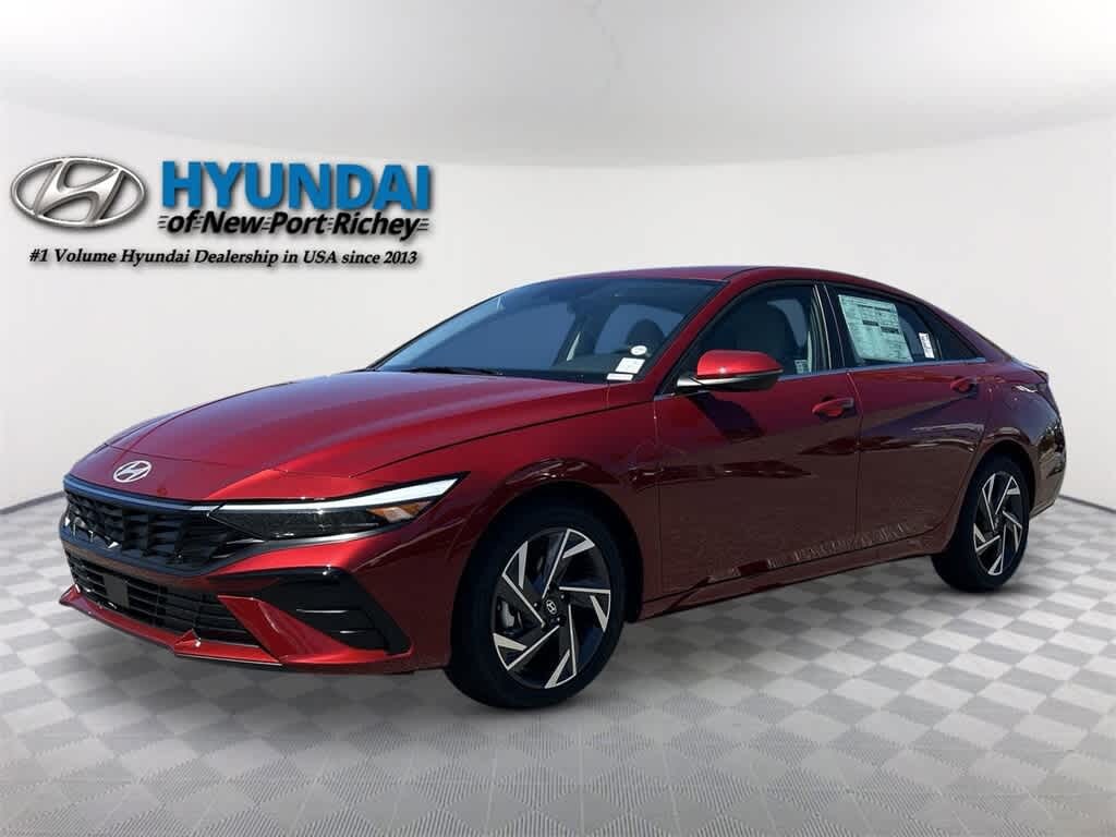 New 2025 Hyundai Elantra Limited Sedan