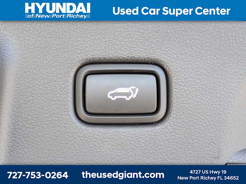 Thumbnail: 2023 Hyundai Palisade - 13