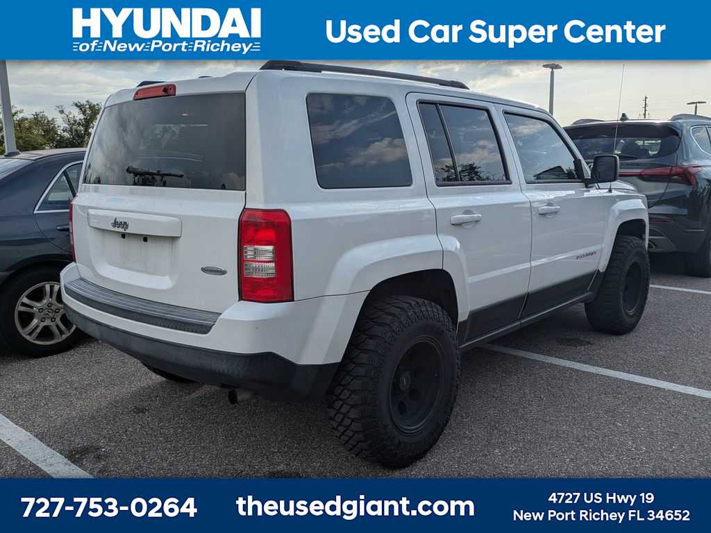 Thumbnail: 2016 Jeep Patriot - 2
