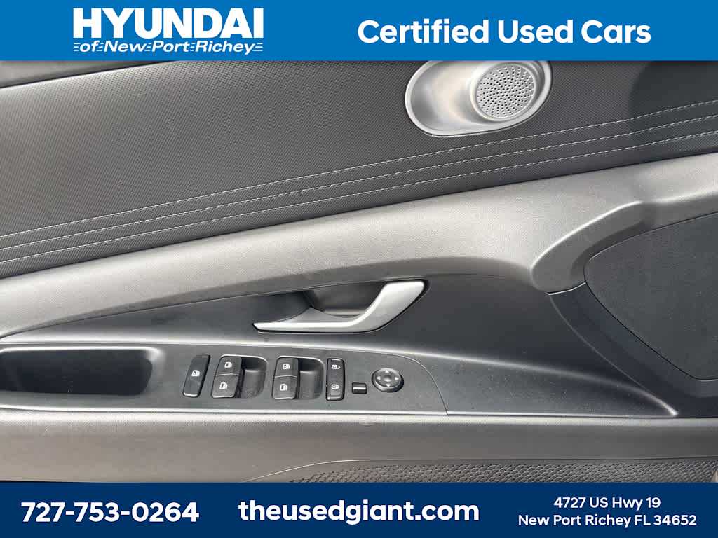 Thumbnail: 2024 Hyundai Elantra - 9