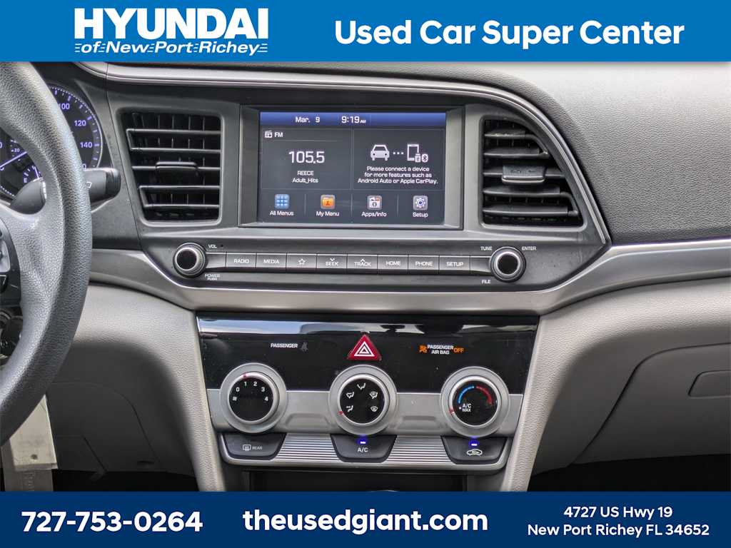 Thumbnail: 2019 Hyundai Elantra - 17