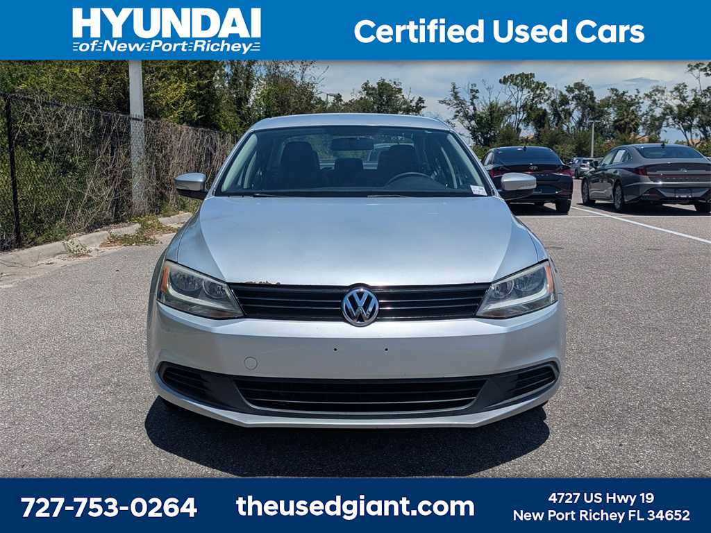 Thumbnail: 2011 Volkswagen Jetta - 8