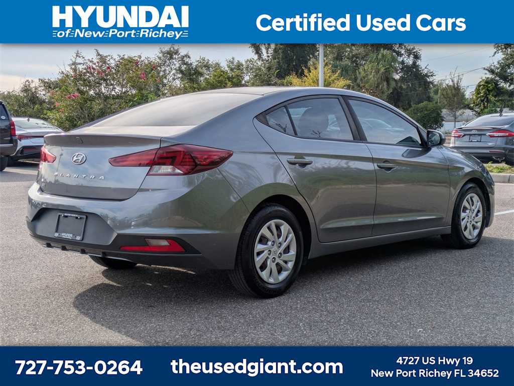 Thumbnail: 2019 Hyundai Elantra - 5