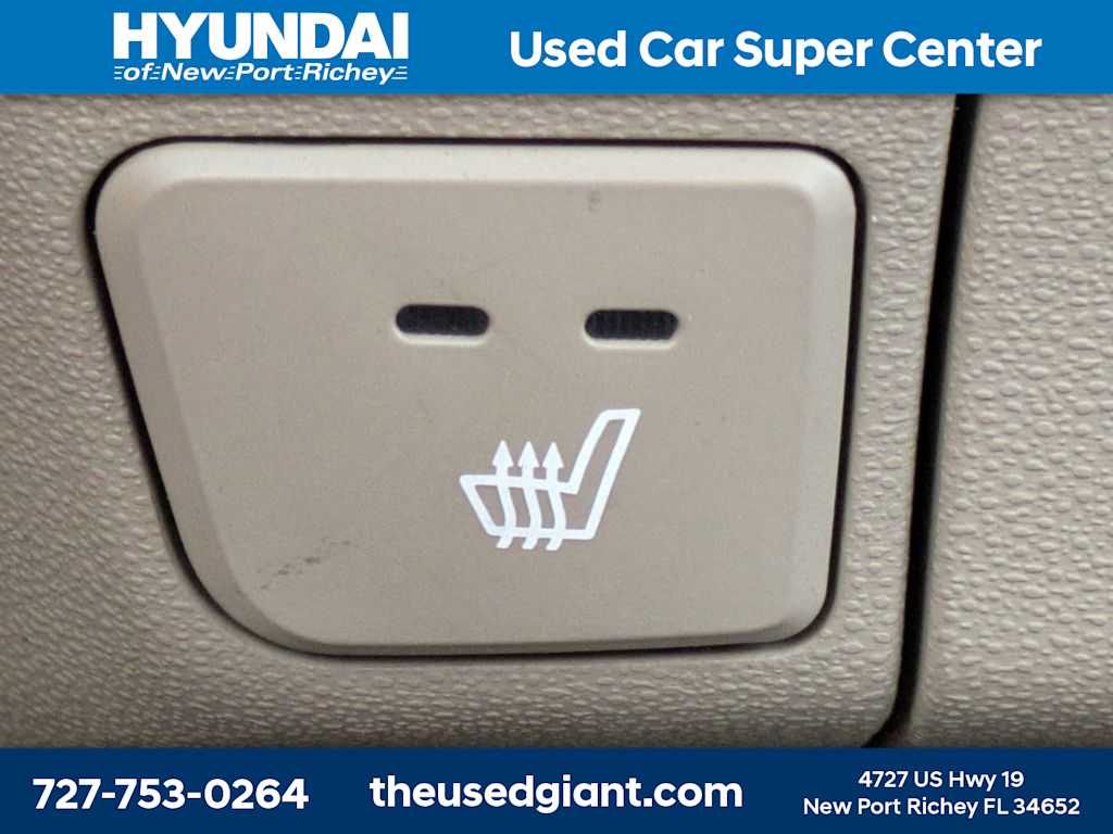 Thumbnail: 2009 Hyundai Elantra - 25