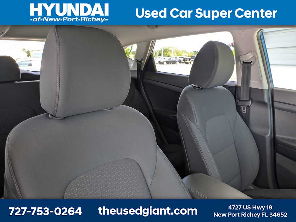 Thumbnail: 2021 Hyundai Tucson - 6