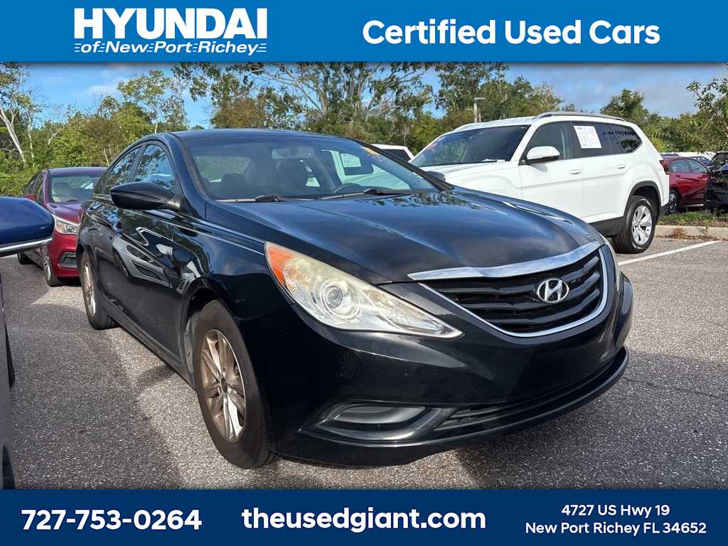 Thumbnail: 2013 Hyundai Sonata - 4