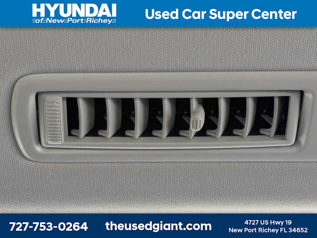 Thumbnail: 2024 Toyota Grand Highlander - 19