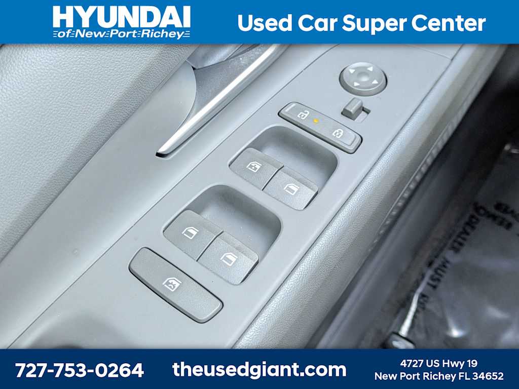 Thumbnail: 2025 Hyundai Elantra - 24