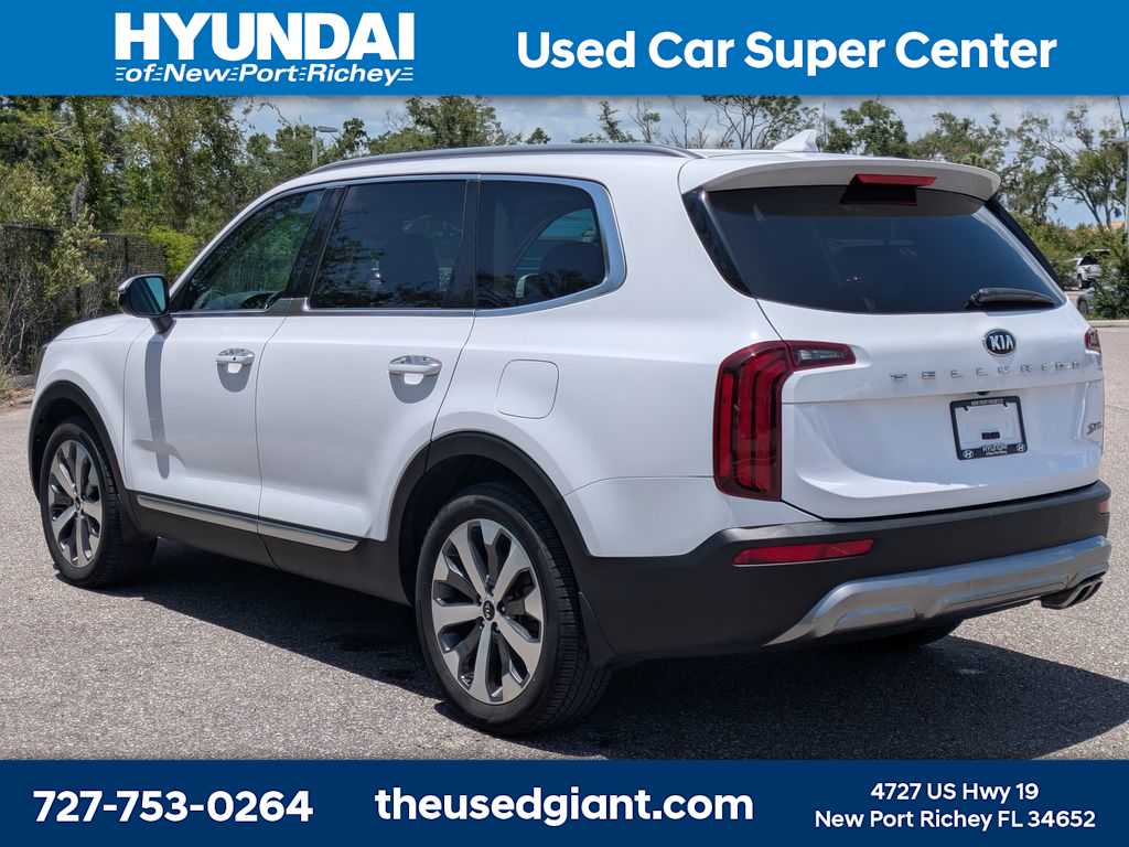 Thumbnail: 2021 Kia Telluride - 3