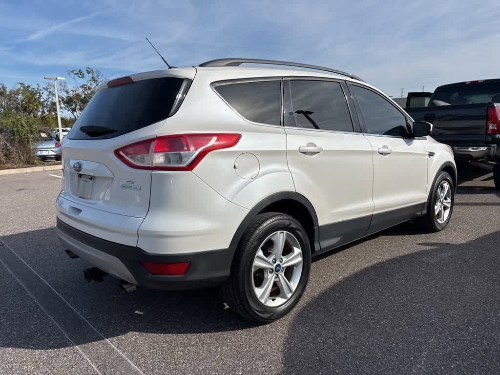 Thumbnail: 2014 Ford Escape - 3