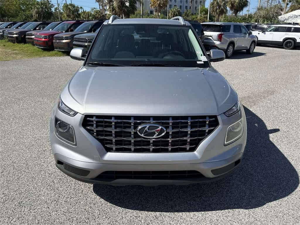 2025 Hyundai Venue SEL 8