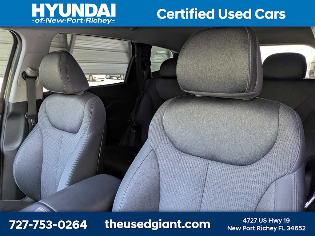 Thumbnail: 2023 Hyundai Santa Fe - 7