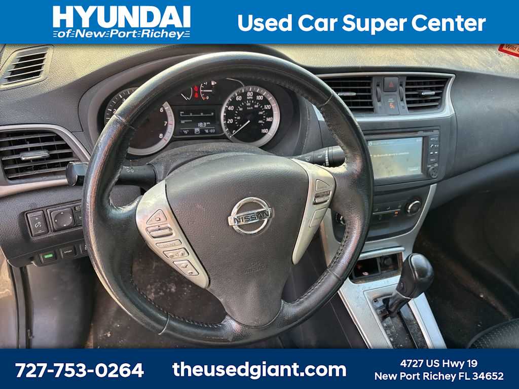 Thumbnail: 2015 Nissan Sentra - 11