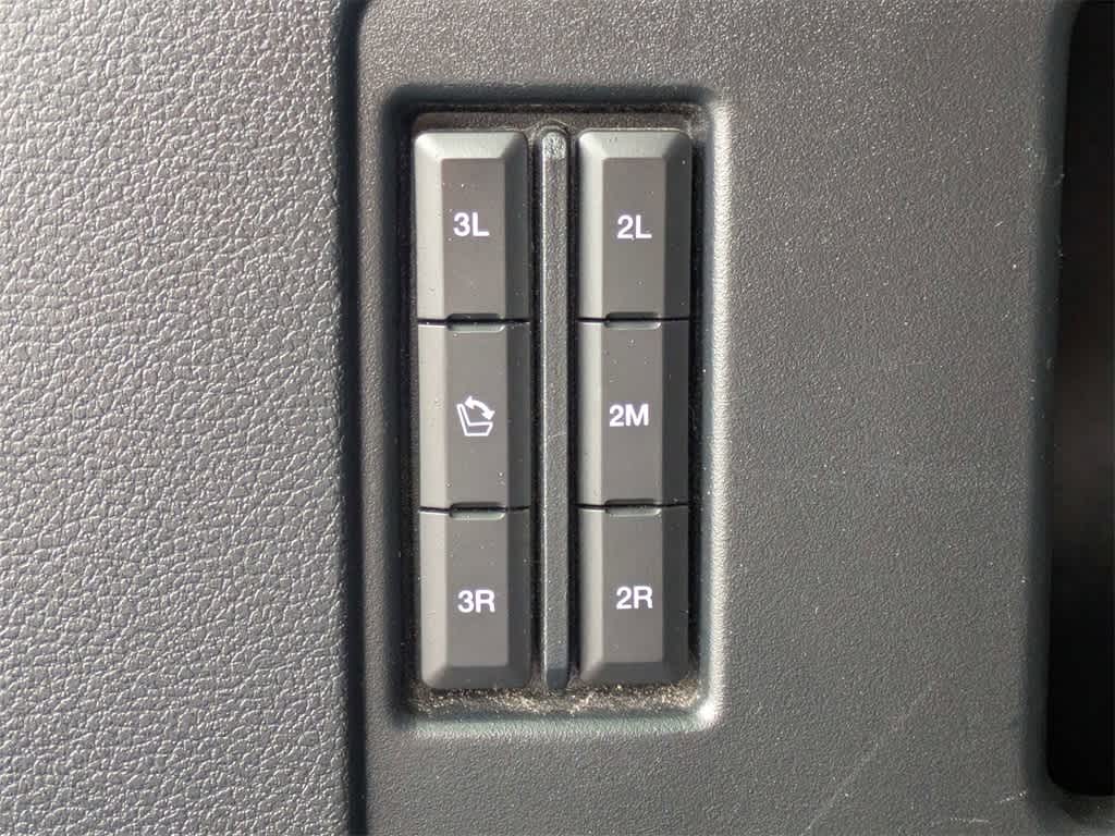 Thumbnail: 2020 Ford Expedition - 14