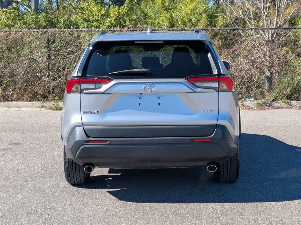 Thumbnail: 2022 Toyota RAV4 - 4