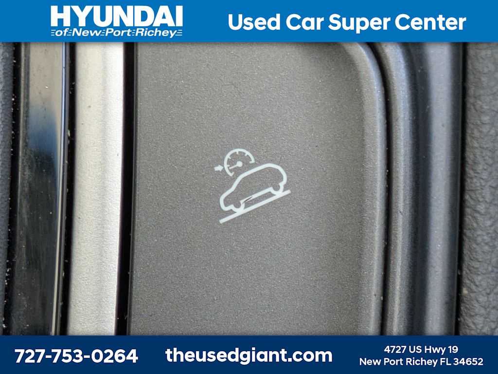 Thumbnail: 2021 Hyundai Kona - 23