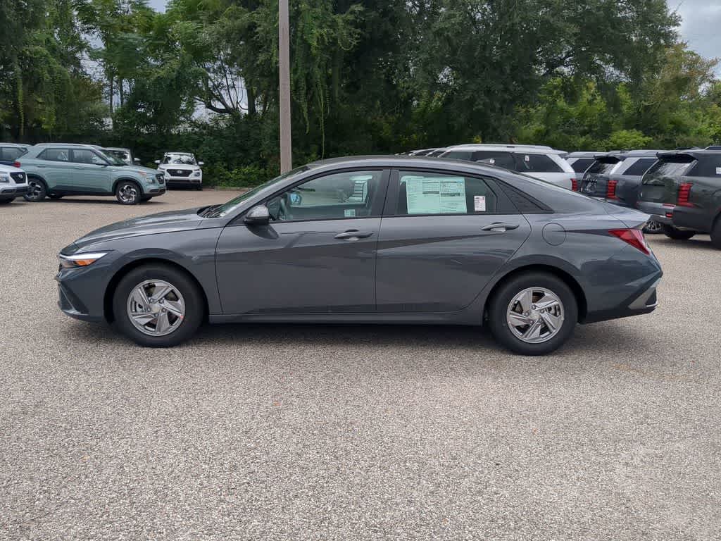 Thumbnail: 2025 Hyundai Elantra - 3