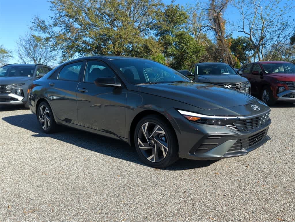 Thumbnail: 2025 Hyundai Elantra - 8