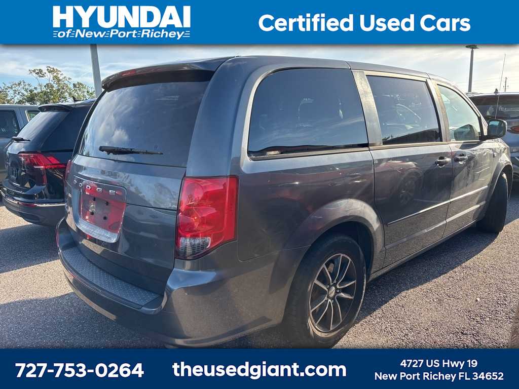 Thumbnail: 2014 Dodge Grand Caravan - 3
