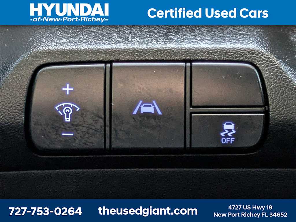 Thumbnail: 2023 Hyundai Elantra - 22