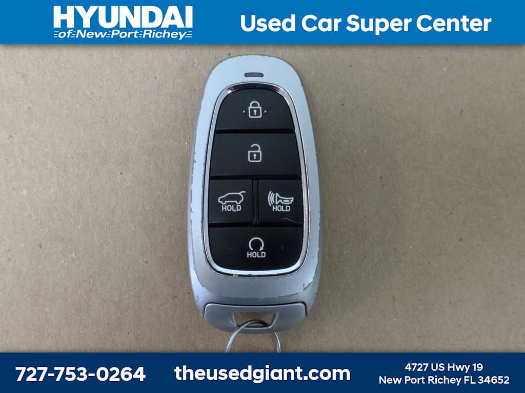 Thumbnail: 2022 Hyundai Santa Fe - 37
