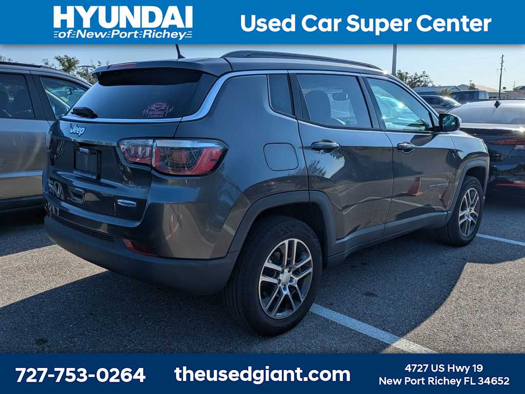 Thumbnail: 2018 Jeep Compass - 2