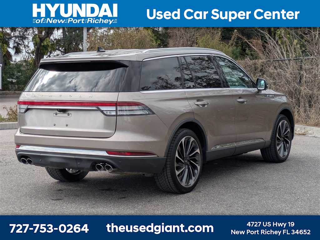 Thumbnail: 2021 Lincoln Aviator - 5