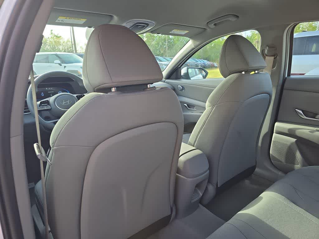 Thumbnail: 2026 Hyundai Elantra - 19