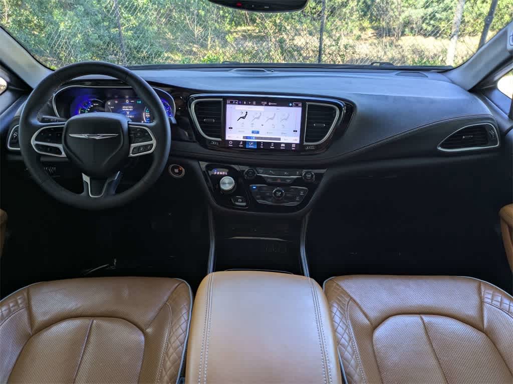 Thumbnail: 2022 Chrysler Pacifica - 28