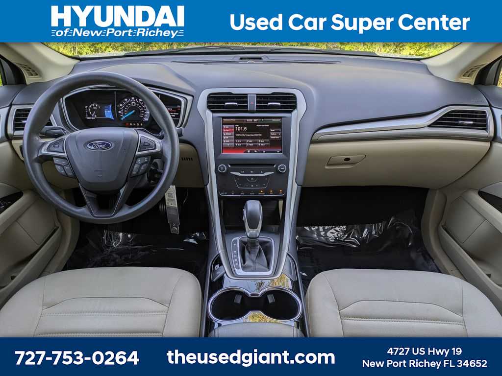 Thumbnail: 2014 Ford Fusion - 16