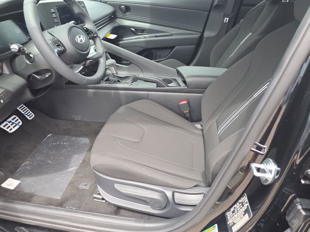 Thumbnail: 2026 Hyundai Elantra - 16