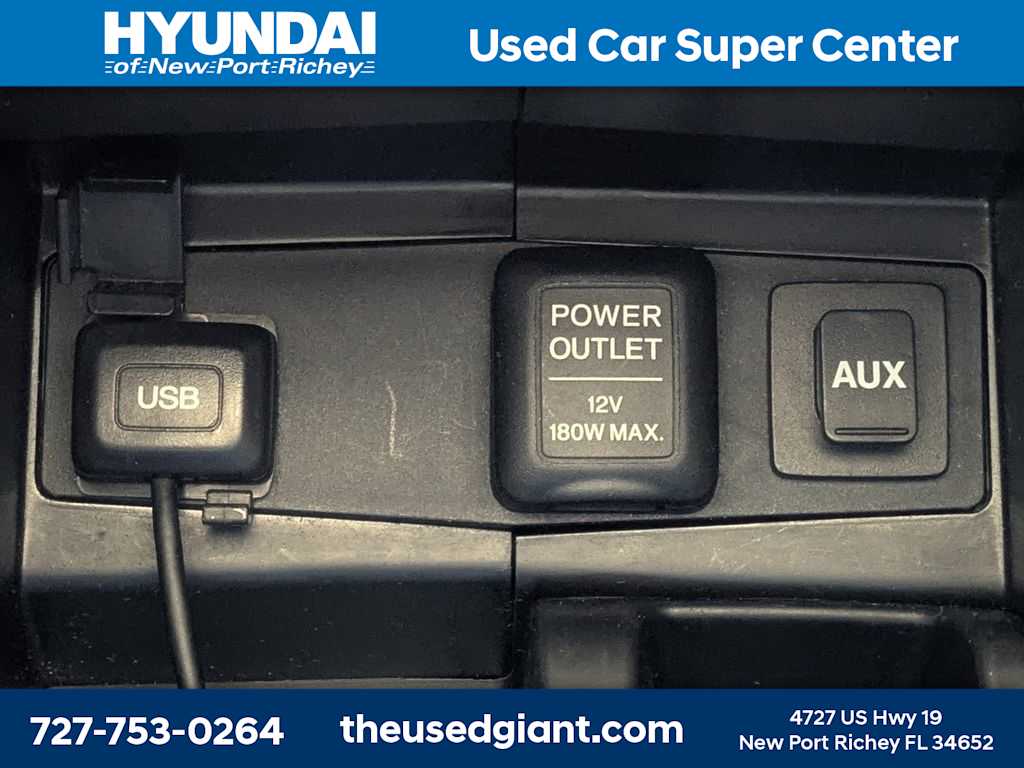 Thumbnail: 2013 Honda CR-V - 26