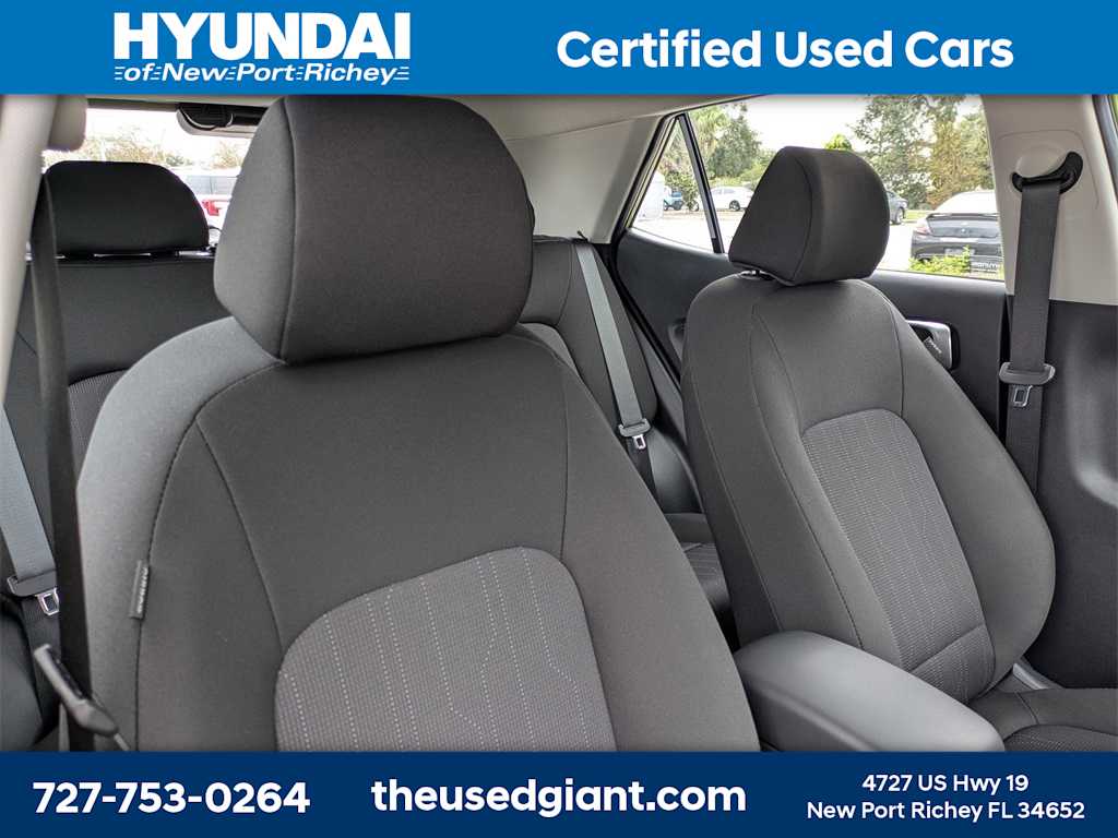 Thumbnail: 2023 Hyundai Venue - 6