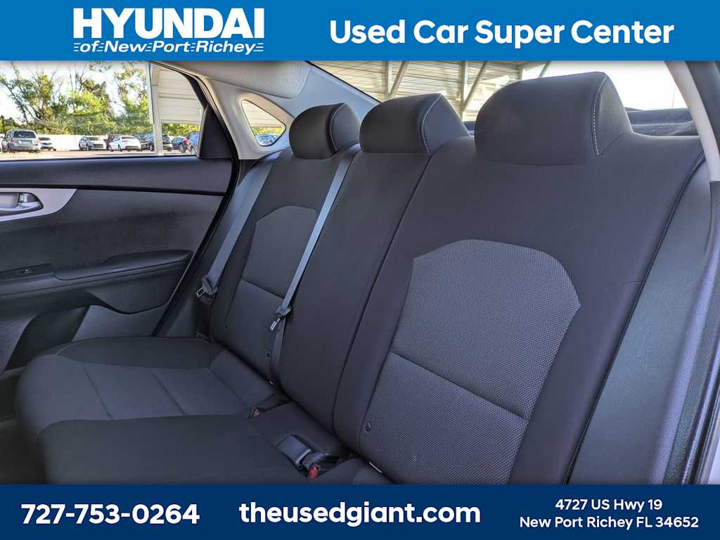 Thumbnail: 2024 Kia Forte - 13