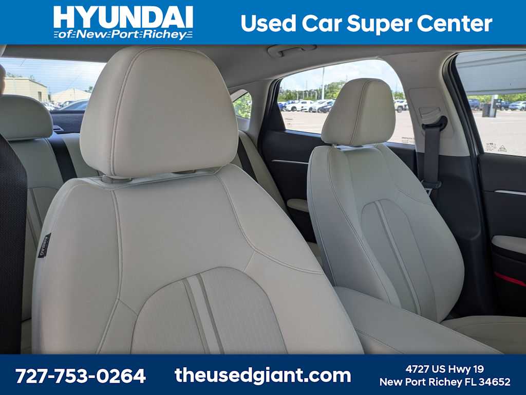 Thumbnail: 2023 Hyundai Sonata - 6