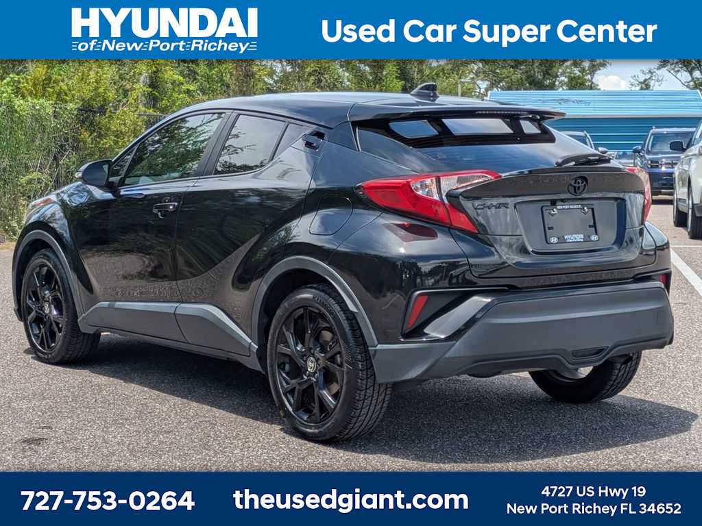 Thumbnail: 2021 Toyota C-HR - 3