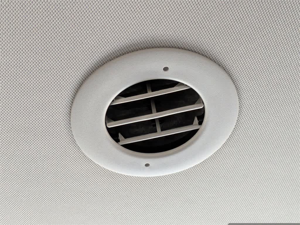 Thumbnail: 2019 Chevrolet Traverse - 16