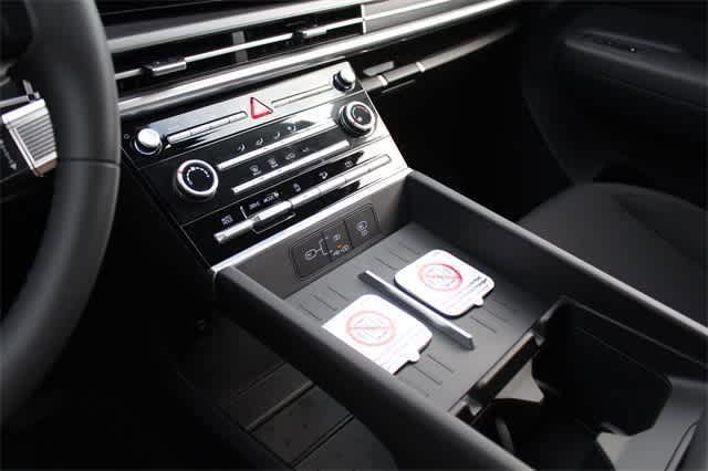 Thumbnail: 2025 Hyundai Santa Fe - 21