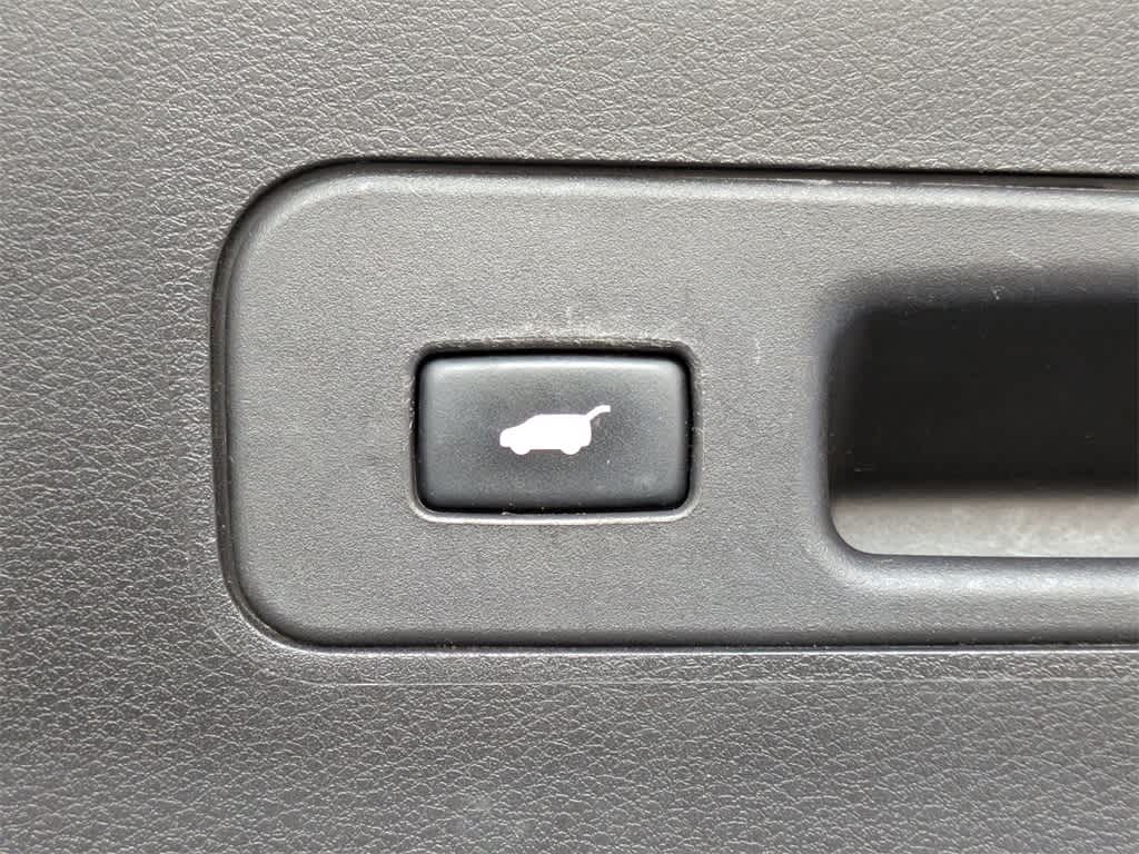 Thumbnail: 2017 Acura MDX - 14