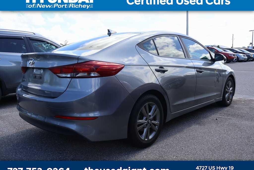 2018 Hyundai Elantra SEL 3