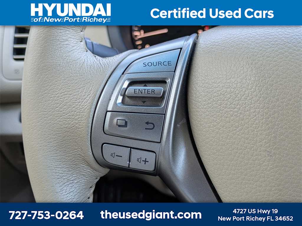 Thumbnail: 2015 Nissan Altima - 28