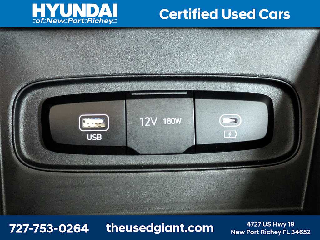 Thumbnail: 2024 Hyundai Venue - 23