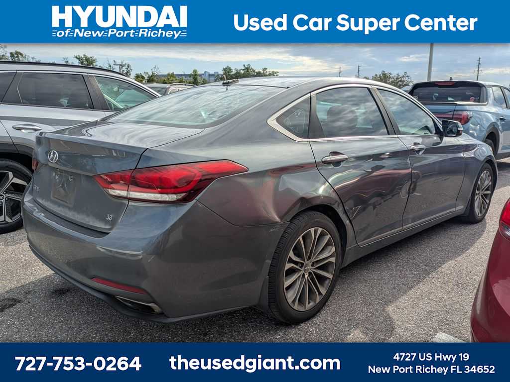 Thumbnail: 2015 Hyundai Genesis - 2
