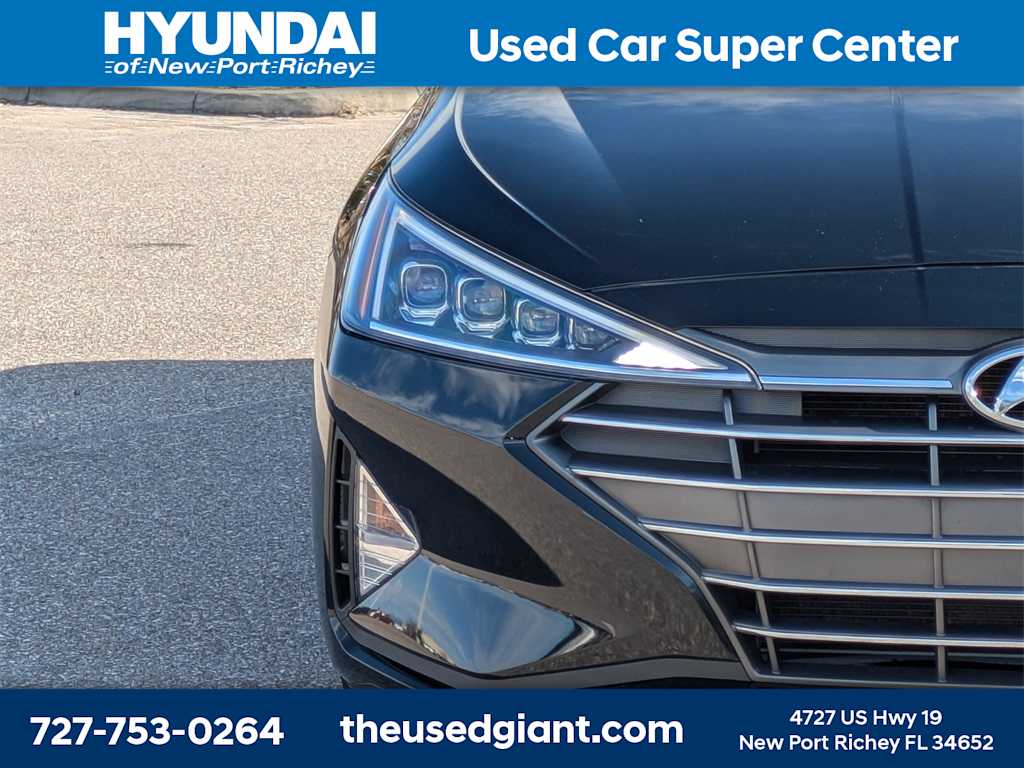 Thumbnail: 2019 Hyundai Elantra - 9